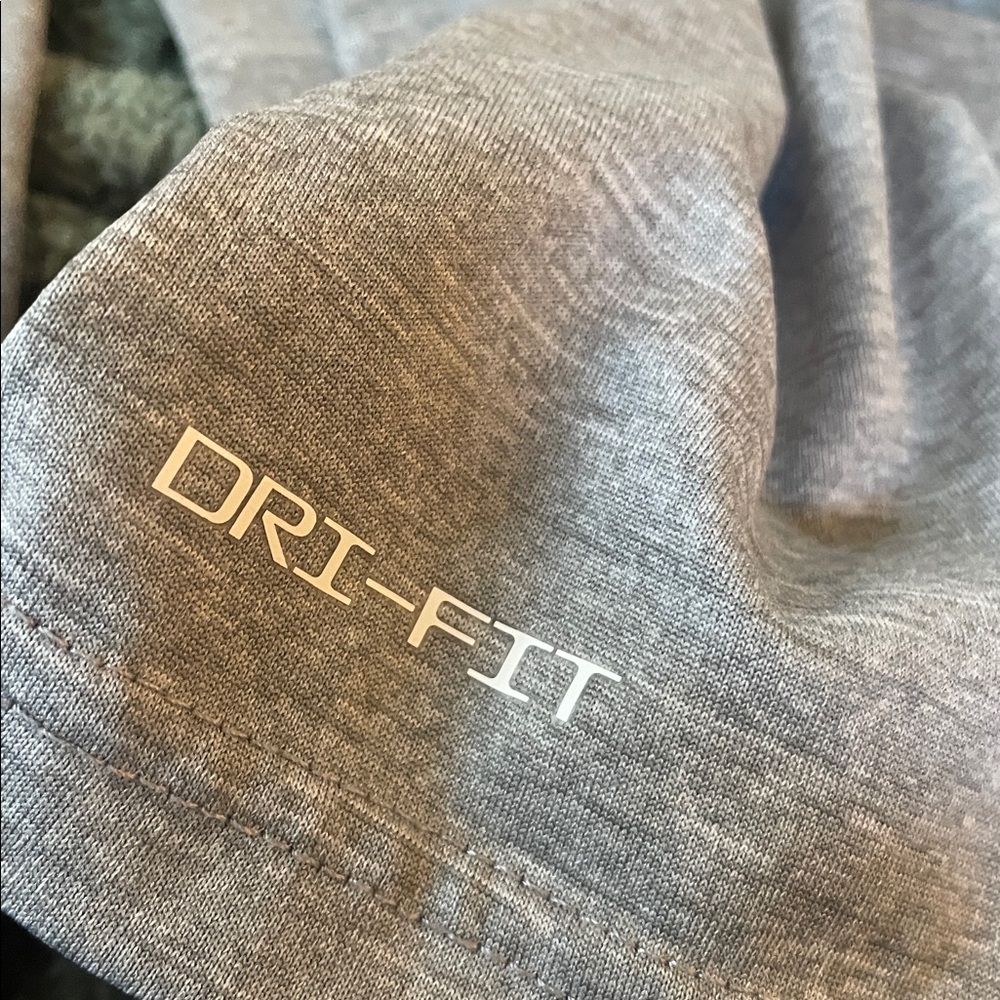 Nike Dri-FIT Heathered Hooded Hydroguard Swim Tee Rashguard Shirt UPF 40+ Small - Picture 6 of 9